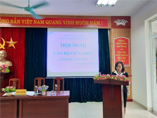 Trường MN Bình Minh tổ chức hội nghị viên chức năm học 2020 - 2021.